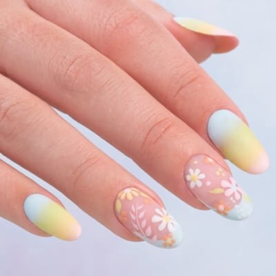 unghie per pasqua a fiori